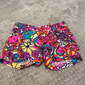 Illy Pulitzer Size 2 Short
